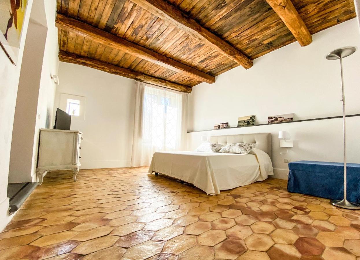 Villa Residenza Ucci Ali à Crotone Extérieur photo
